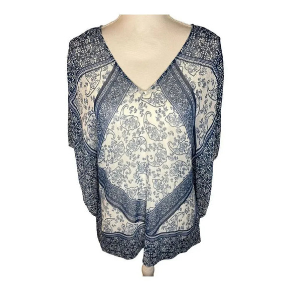 Blue Paisley Print V Neck Kimono Sleeve‎ Blouse Top NWOT - Picture 1 of 4